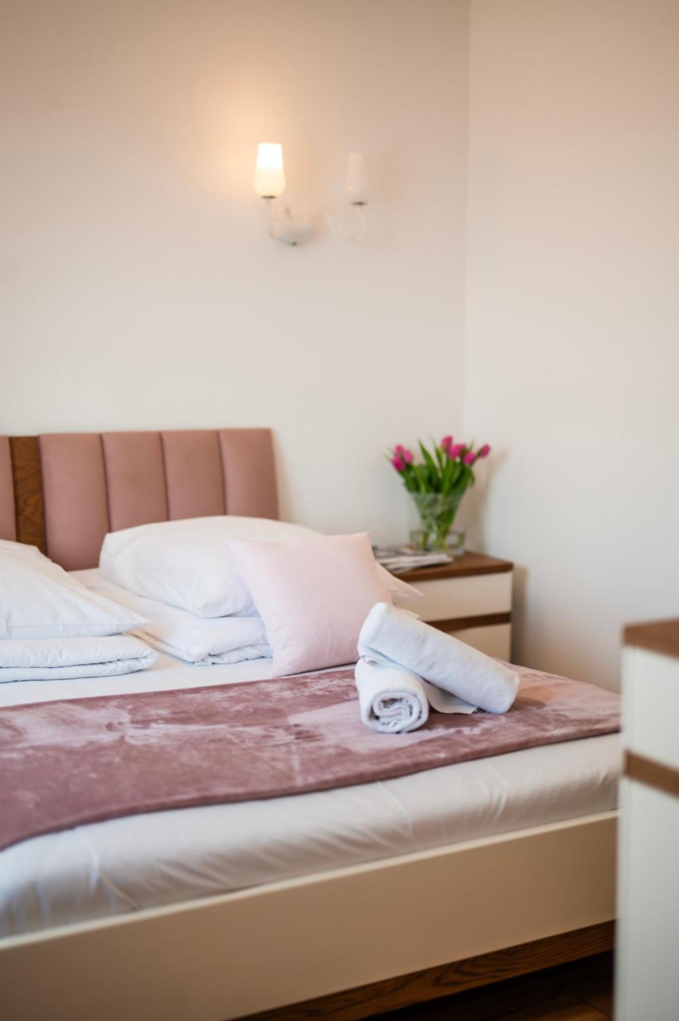 Florencja Parking Gratis Moxy Te&Am Cracow Krakow Ngoại thất bức ảnh