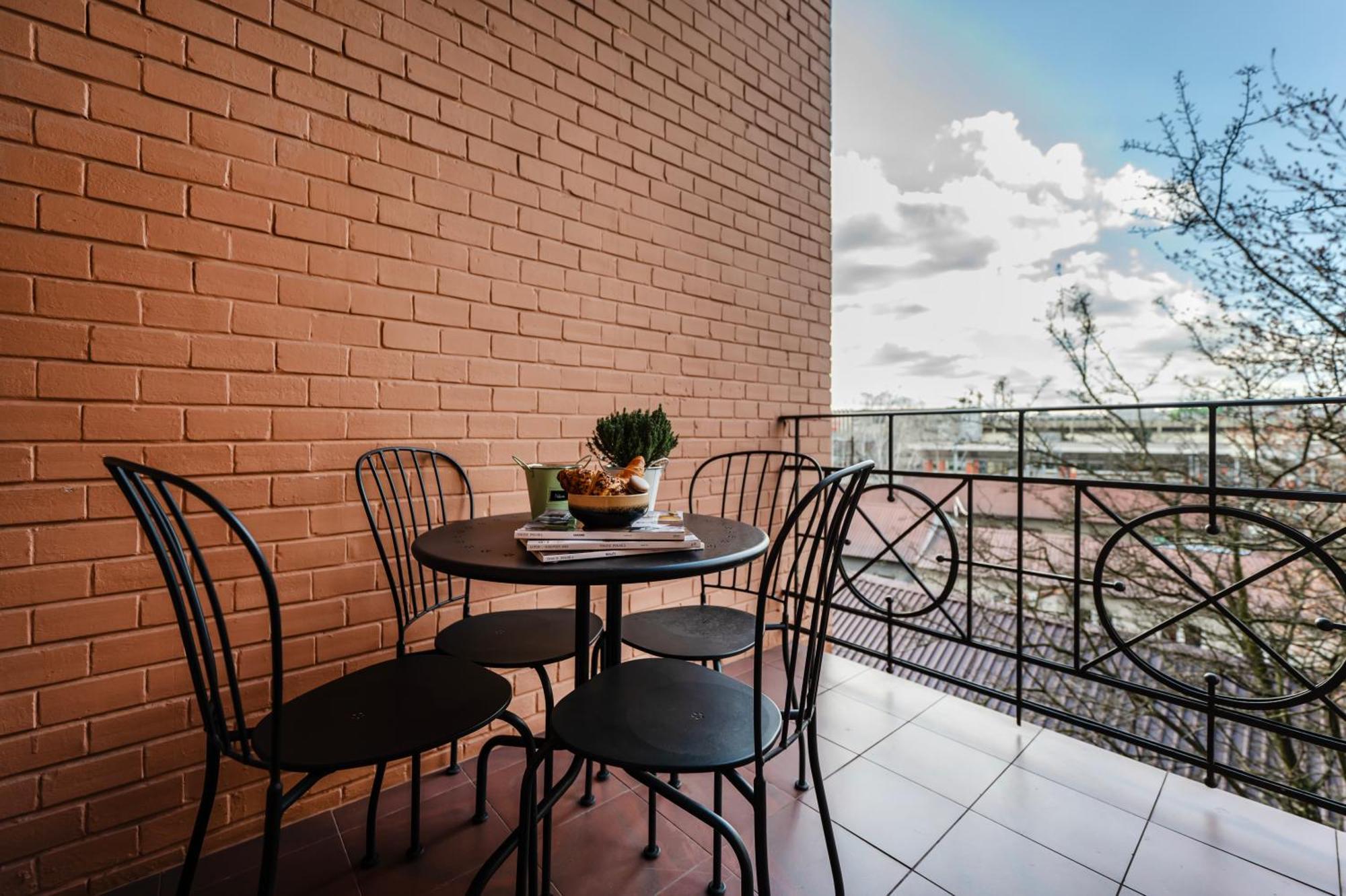 Florencja Parking Gratis Moxy Te&Am Cracow Krakow Ngoại thất bức ảnh